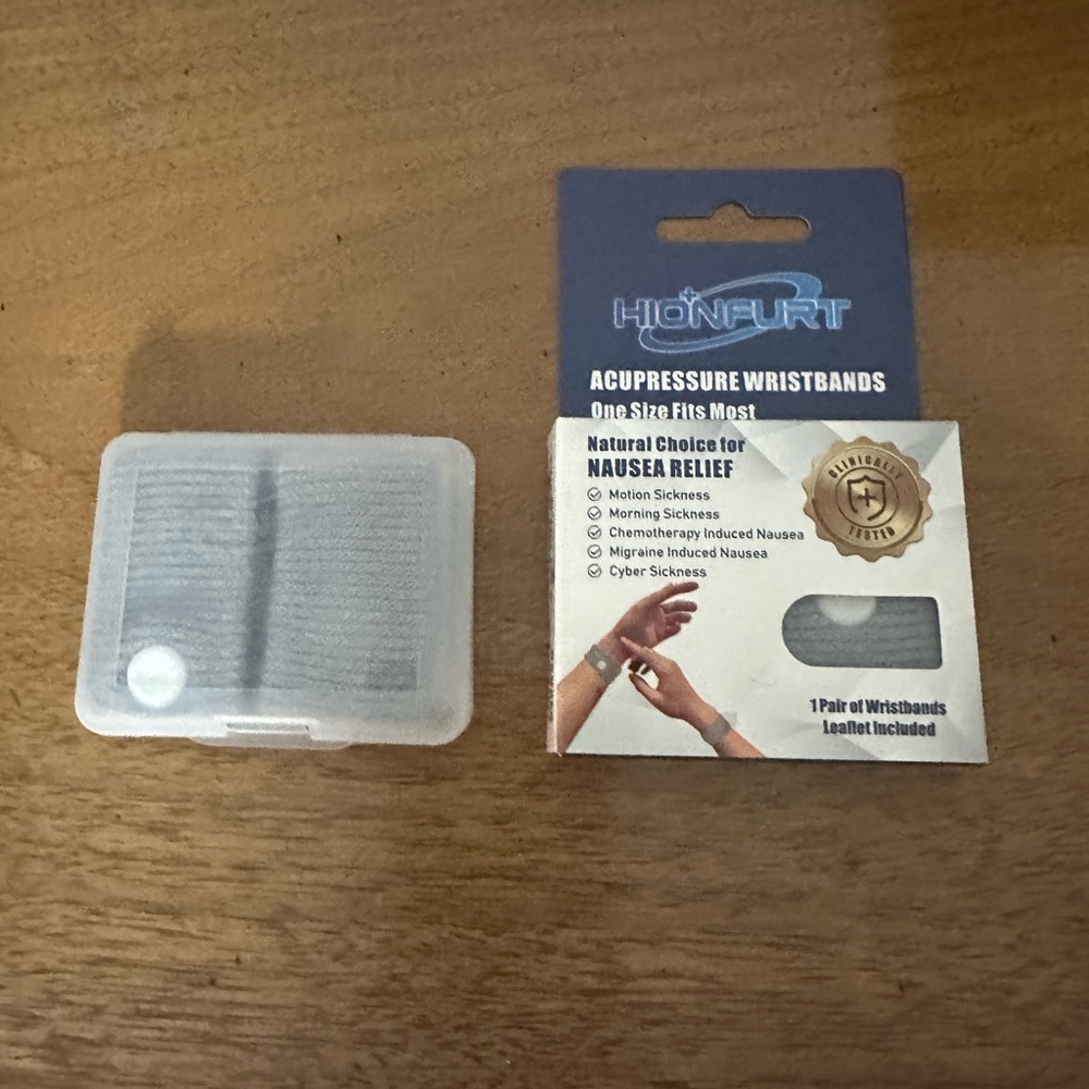 💥 (10 for $10) Hionfurt Acupressure Wristbands for Nausea Relief
